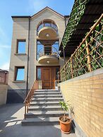 Caribian Hotel Yerevan
