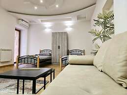 Caribian Hotel Yerevan