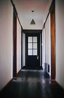 Escalera al puerto Guest House