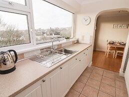 54 Croft Court