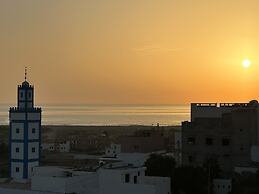 DAR SANAE SURF