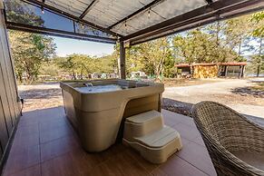 Mangoya Lounge