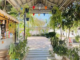 Ananphada Boutique