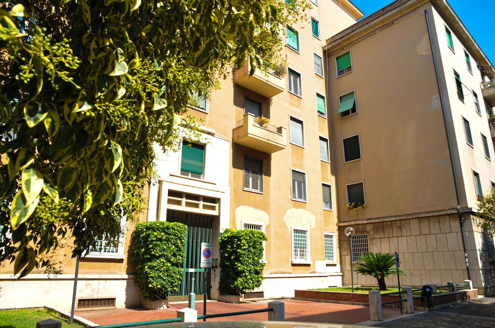 PRIME PALACE