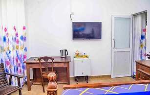 Lakdinu Apartments