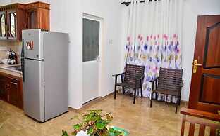 Lakdinu Apartments
