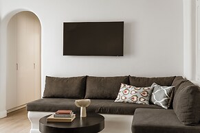 NĒRO Boutique Hotel
