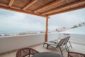 NĒRO Boutique Hotel