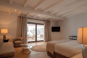 NĒRO Boutique Hotel