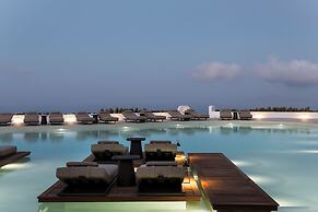 NĒRO Boutique Hotel
