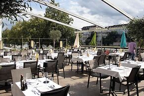 Riverside Hotel Merian