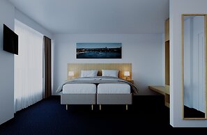 Riverside Hotel Merian