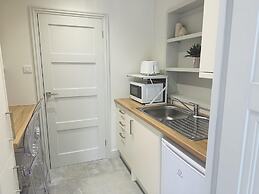 Beautiful 1-bed Studio in Bourne end
