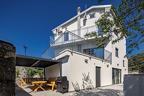 Pool House Old Town