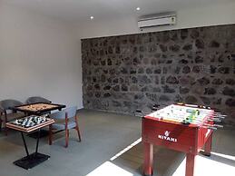 Basalt Paradise Resort And Spa