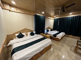 Hotel Mid Orchard Kasol (Riverside)