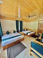 Hotel Mid Orchard Kasol (Riverside)