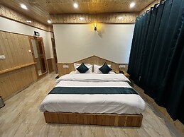 Hotel Mid Orchard Kasol (Riverside)