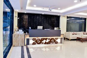 HOTEL YASH PALACE