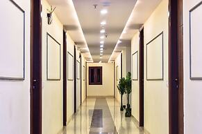 HOTEL YASH PALACE
