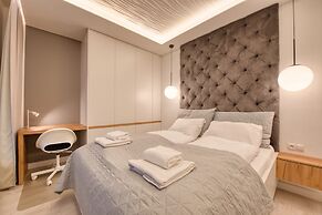 Portova by Q4 Apartments