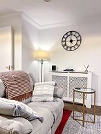 1-bed Apt, Sleeps 2, 20 min Walk to Centre