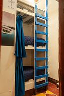 Camazotz Hostel