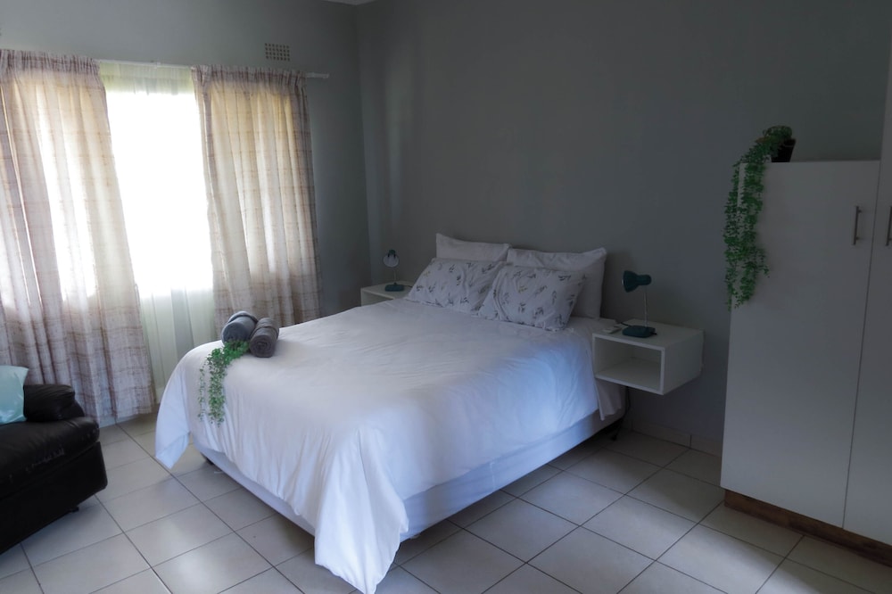 Asphumule Lodge