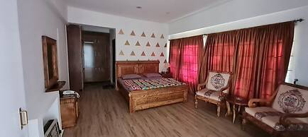 himalian lodges murree