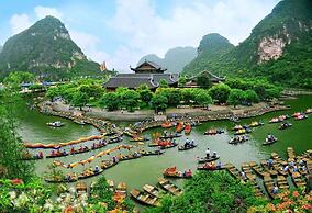 Trang An Ao dai Homestay