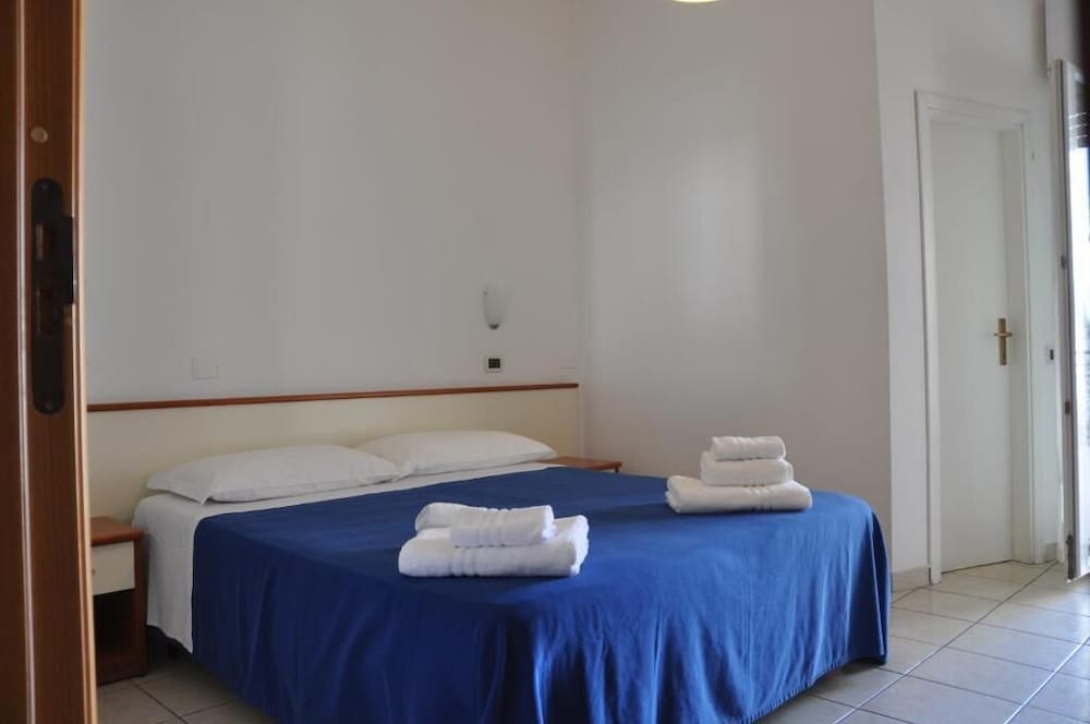 Blue Hotel