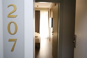 Charm Hotel