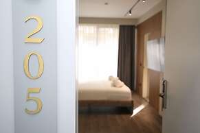 Charm Hotel