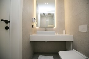 Charm Hotel