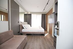 Charm Hotel