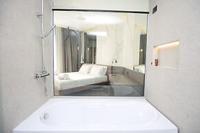 Charm Hotel