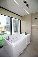 Charm Hotel