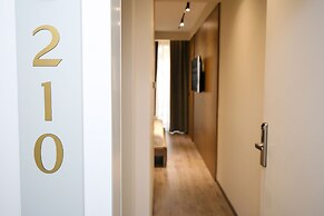Charm Hotel