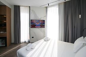 Charm Hotel