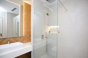 Charm Hotel