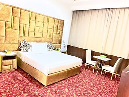 Royal Beach Hotel