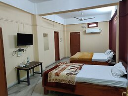 Hotel Yuvraj Palace
