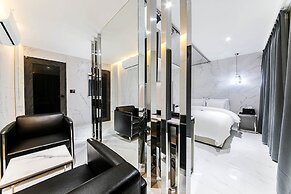 MAY Hotel