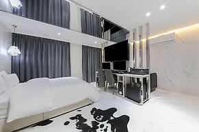MAY Hotel