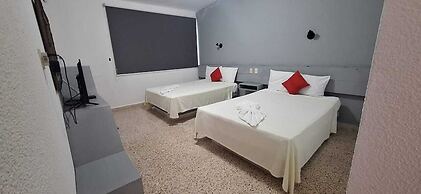 Hotel Los Leones