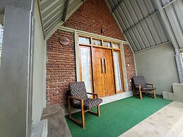 Steps Garden Resort
