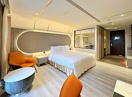 JingIn Hotel