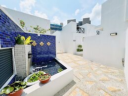 JingIn Hotel