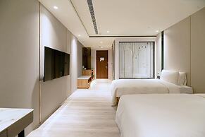 JingIn Hotel