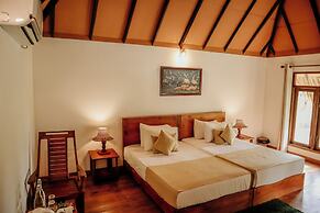 Saffron Lake Yala